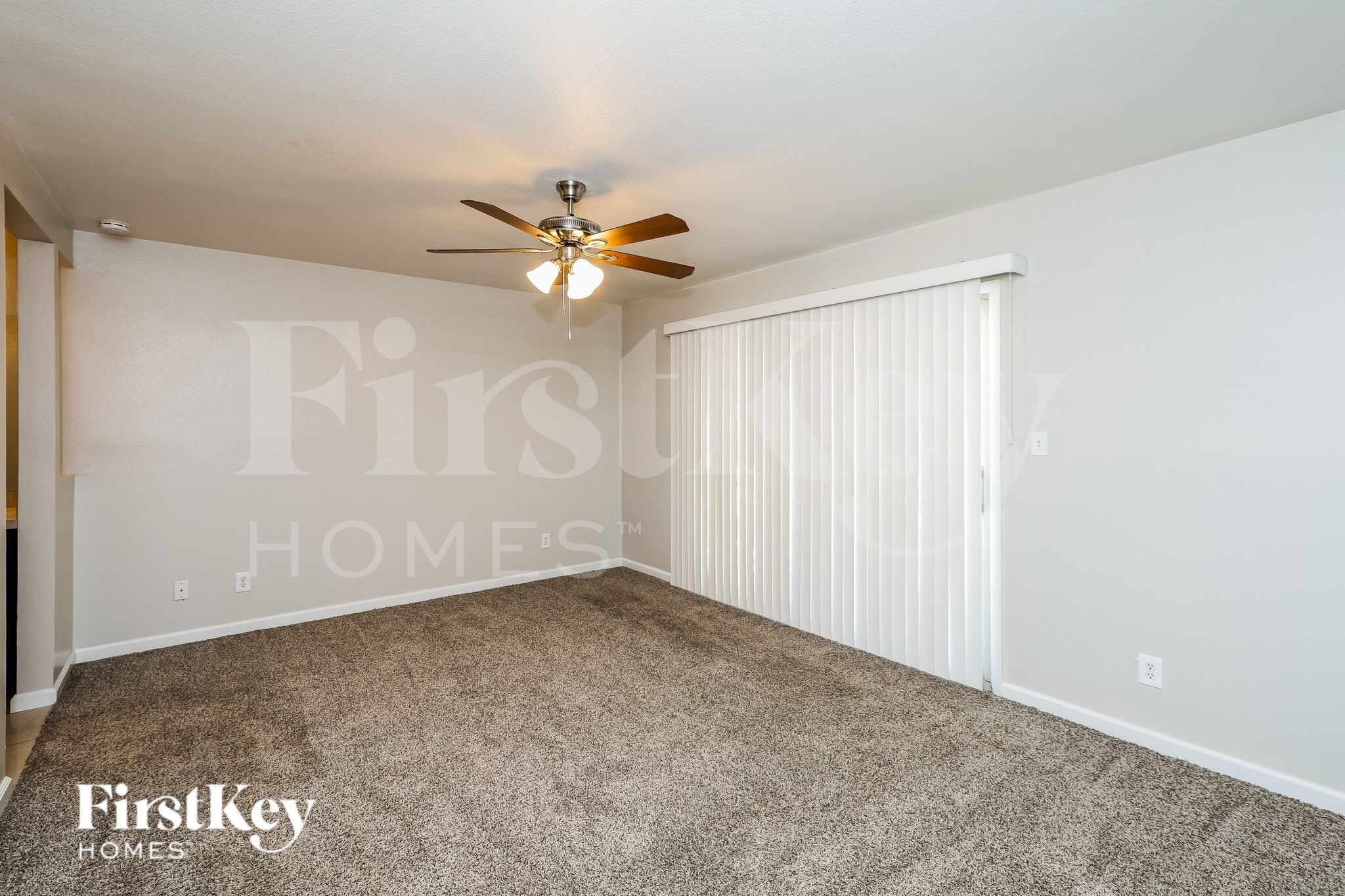 Building Photo - 5642 Clydesdale St