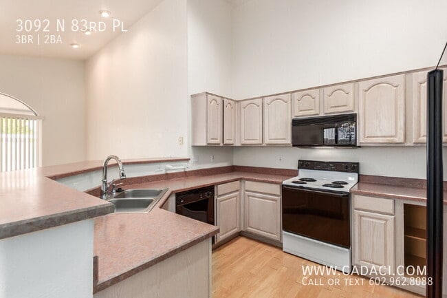 Building Photo - 3092 N 83rd Pl