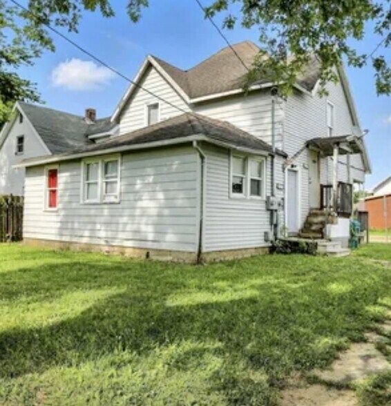 Building Photo - 1127 S 18th St