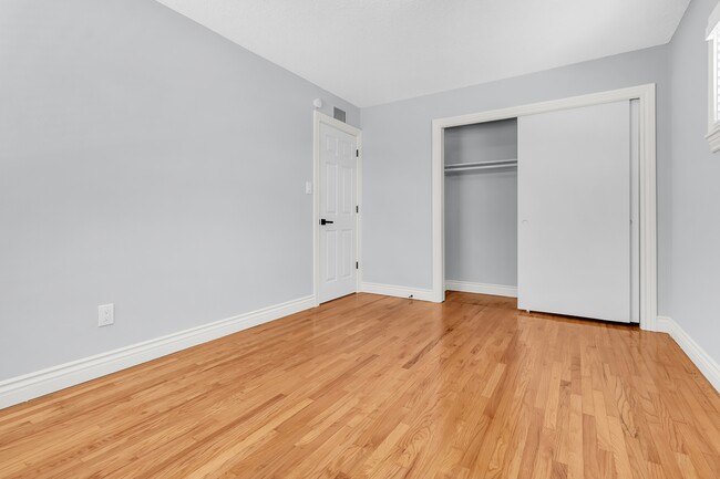 Building Photo - 14310 Ostend Dr
