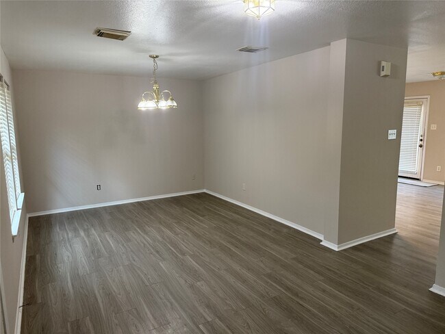 Building Photo - 19309 Richland Springs Dr