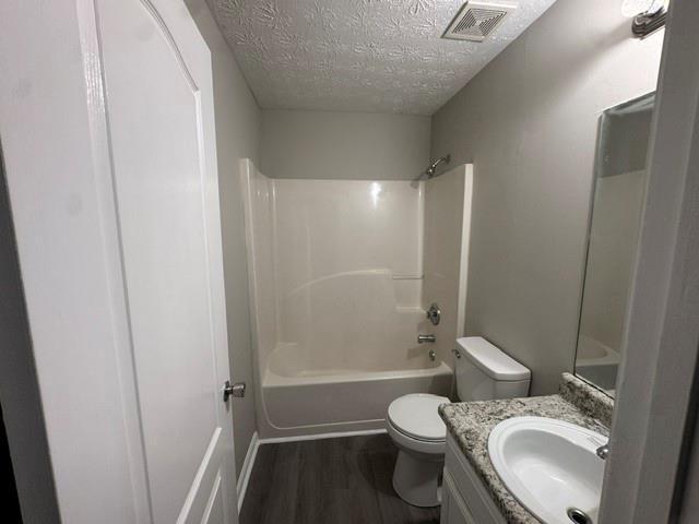 Building Photo - 2975 Fields Dr