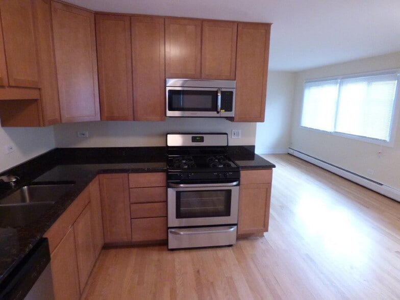 Building Photo - 317 Wisconsin Ave