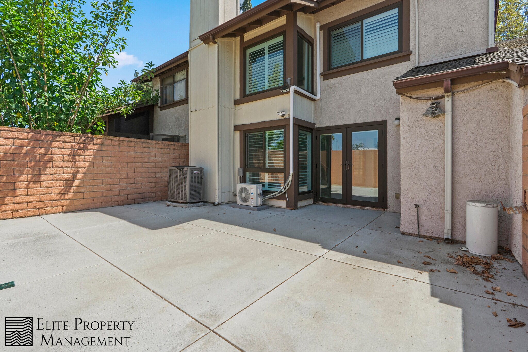 Building Photo - 1409 Athena