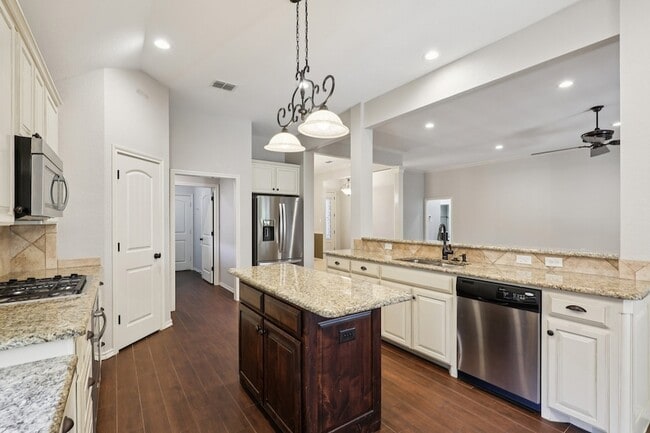 Building Photo - 7509 Bunker Ct