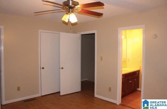 Building Photo - 359 Jamestown Manor Dr