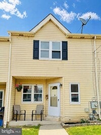 Building Photo - 614 Fraley St