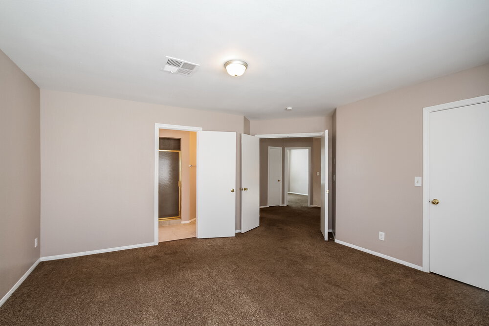 Building Photo - 1605 Fig Palm Ct