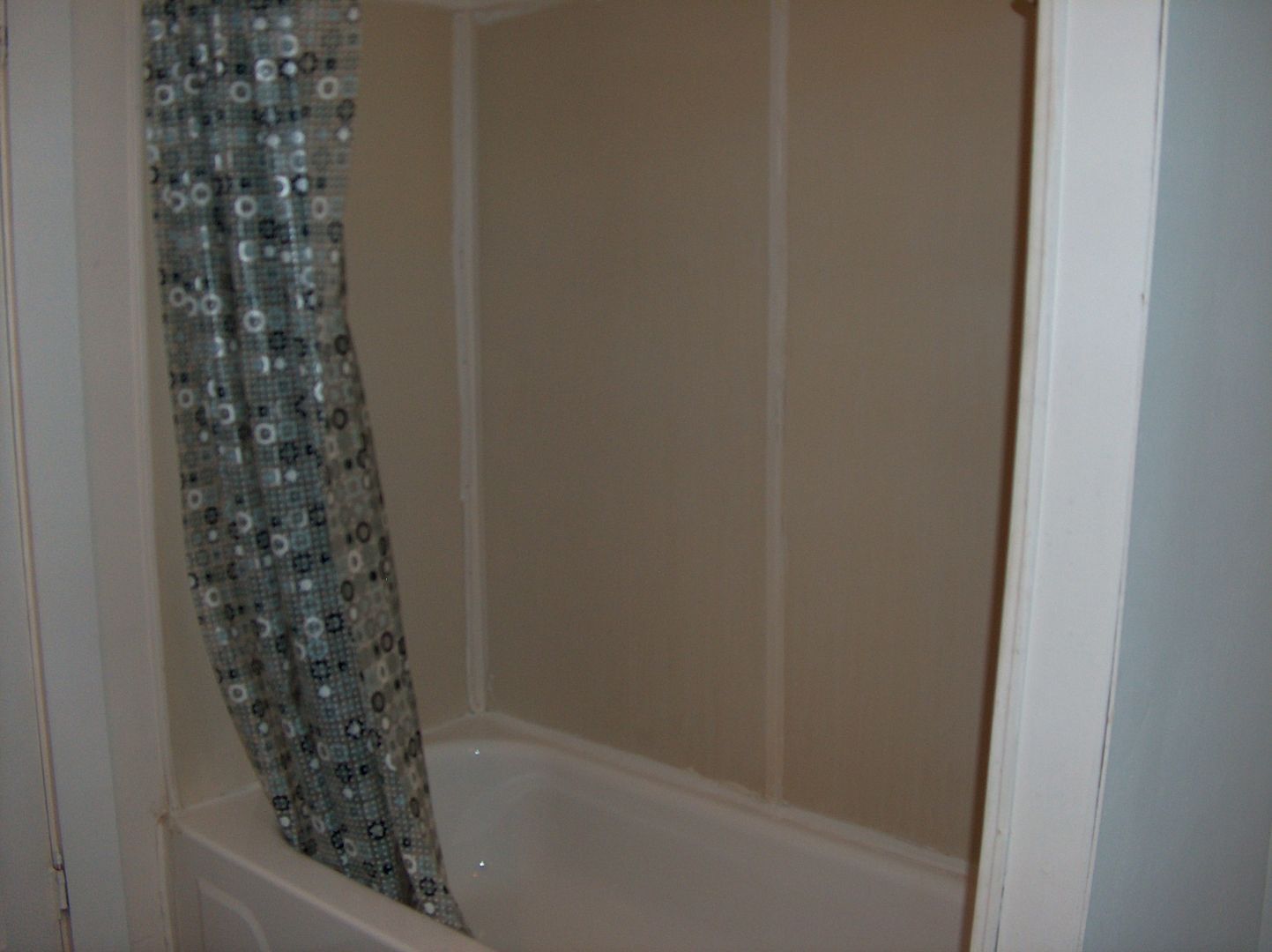 Building Photo - 718 Brown St