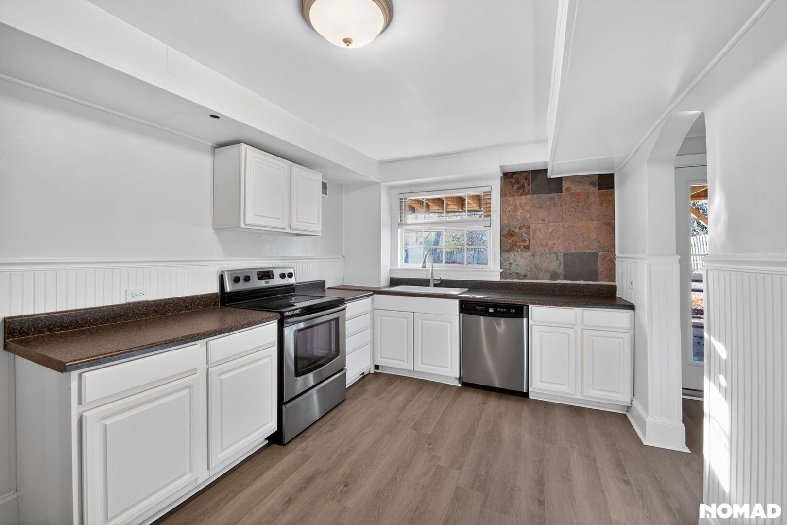 Building Photo - 821 Onslow St