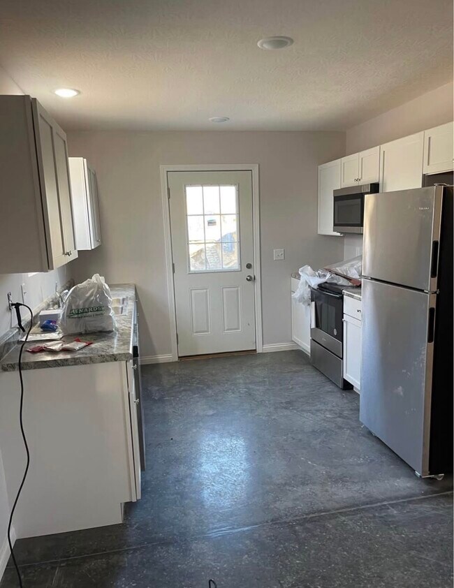 Building Photo - 171 Tracker Ln