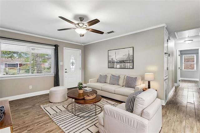 Building Photo - 1517 Ridgecrest Dr