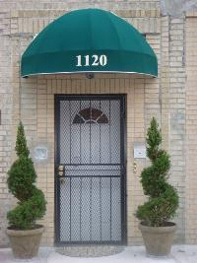 Building Photo - 1120 President St