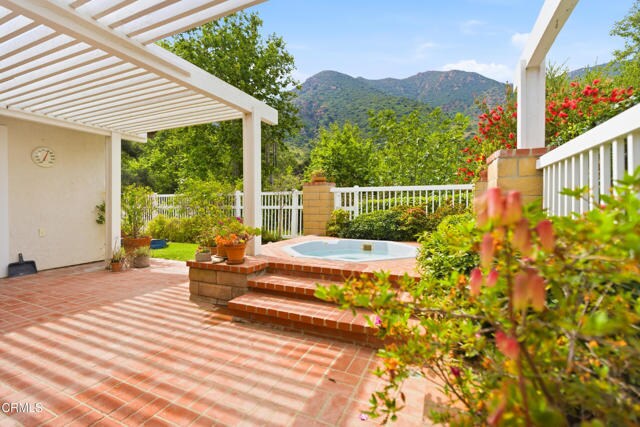 Building Photo - 6526 Lada Ave