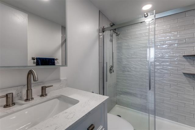 Building Photo - 3883 Turtle Creek Blvd