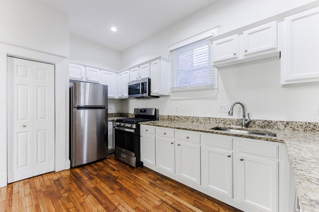 Building Photo - 613 McGruder St NE