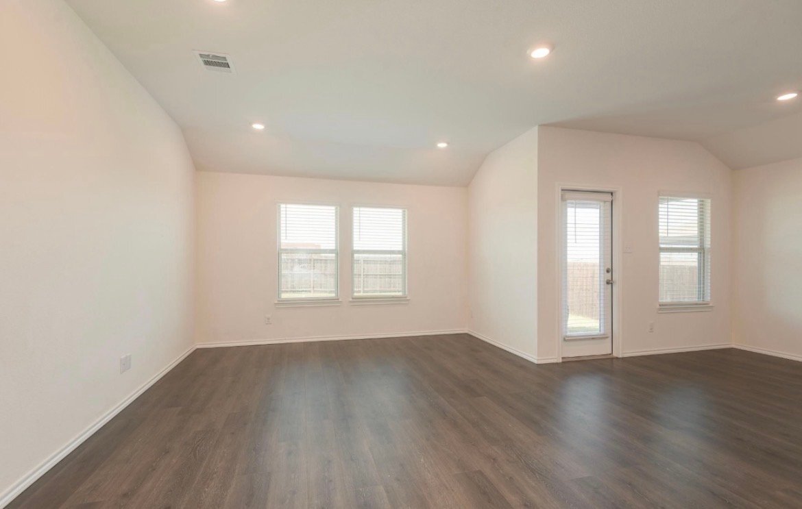 Building Photo - 511 Windrow Dr
