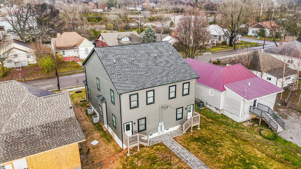 Building Photo - 212 E Morelia Ave