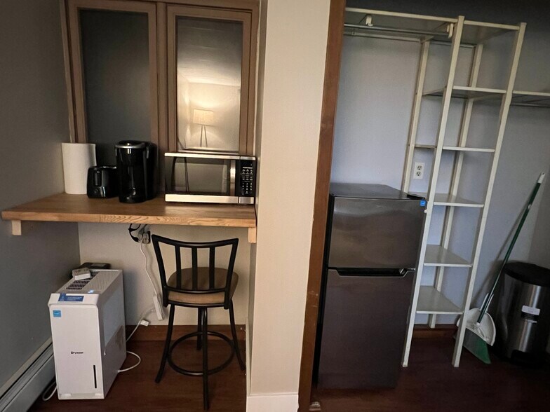 private living room - 4115 Lowry Ave N