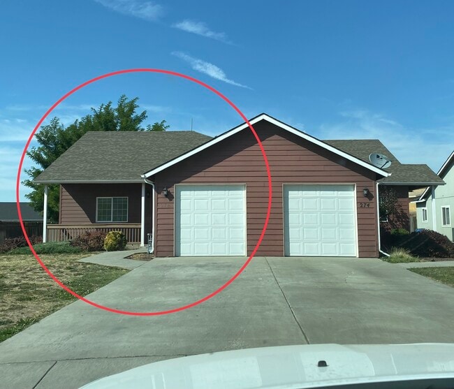 Building Photo - 276 NW schnabel ln