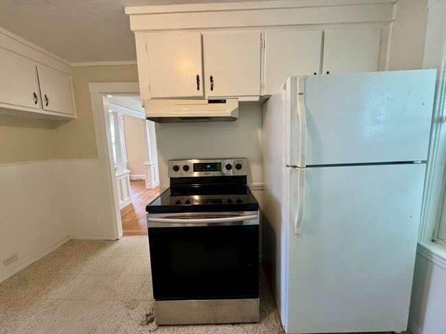 Building Photo - 273 Front St