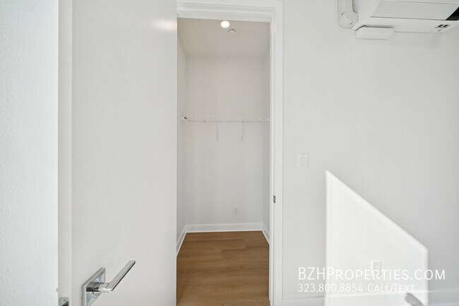 Building Photo - 4525 St Elmo Dr