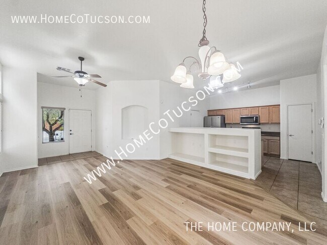 Building Photo - 6039 S Avenida Las Monjas