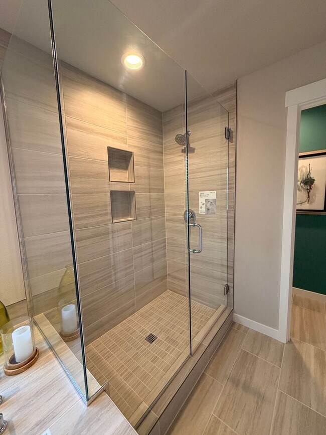 Building Photo - 4-bed 3-Bath Brand New Construction