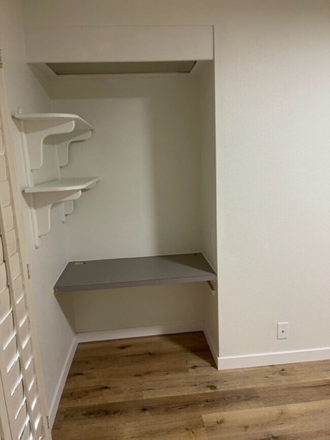 Building Photo - 85 Stenner St