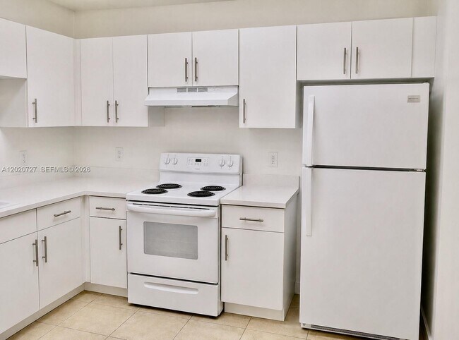 Building Photo - 1650 SW 124th Terrace
