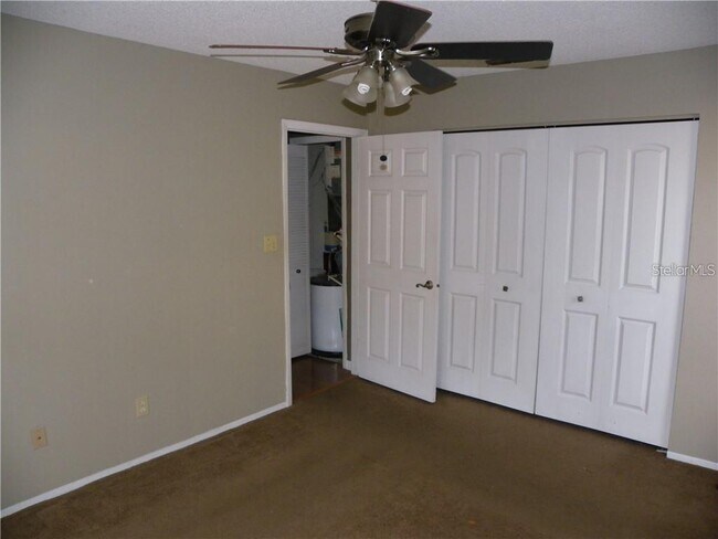 Building Photo - 8722 Mallard Reserve Dr