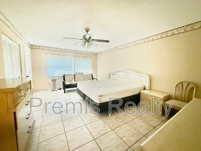 Building Photo - 1235 S Highland Ave