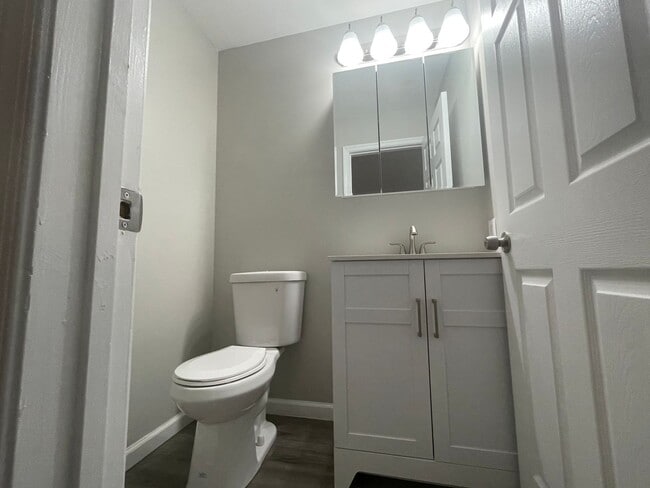 Building Photo - Newly Renovated 3 bed/1.5 bath in Waterfront South area of Camden!