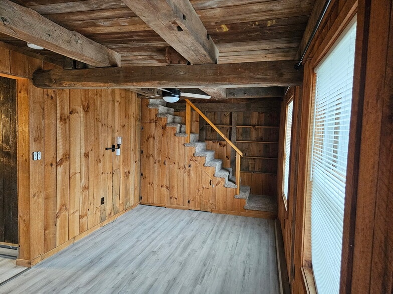 Building Photo - 27 Fleshman Mill Rd