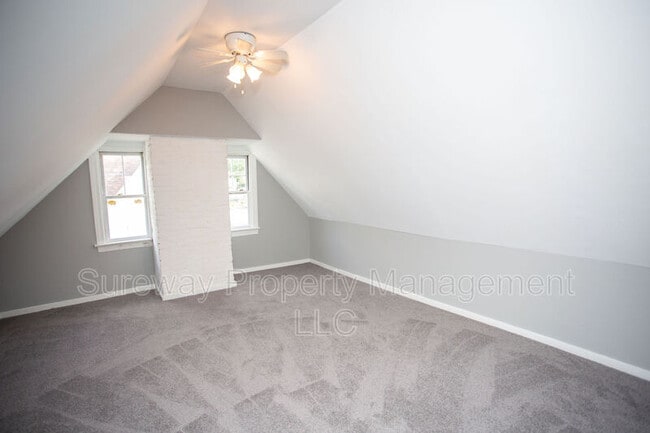 Building Photo - 220 S Church St