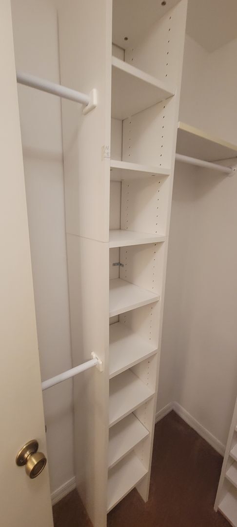 Building Photo - 2/2.5 Townhome Mile Run