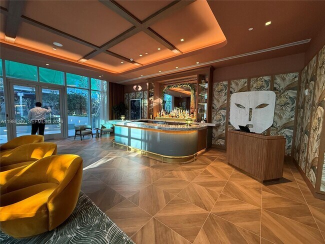 Building Photo - 77 SE 5th St