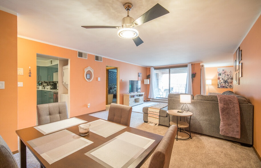 Open Floor Plan - 3942 N Oakland Ave