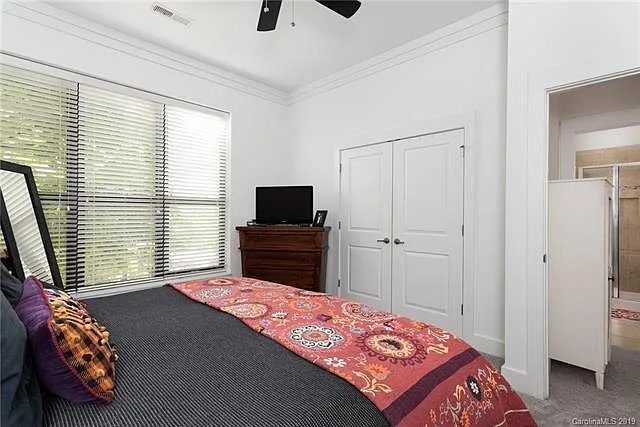 Bedroom 2 (2nd Floor) - 3206 Noda Blvd