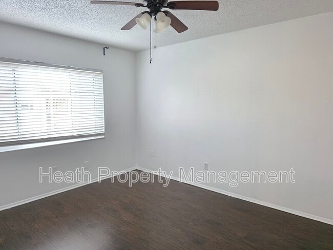 Building Photo - 605 N Keene Rd