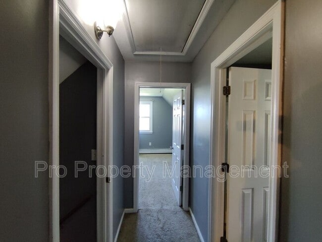 Building Photo - 85 Gilman St