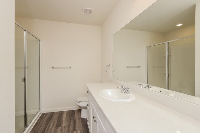 Building Photo - 1811 Pueblo St