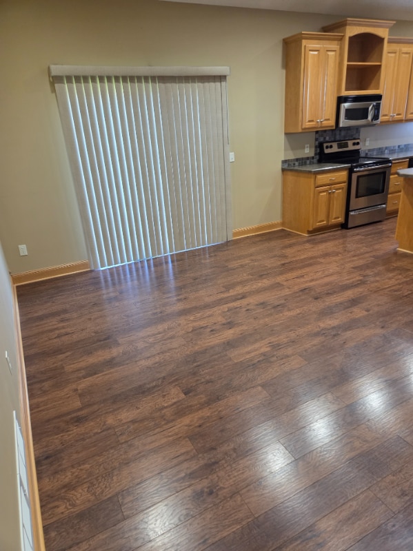 Building Photo - 7970 Hartig Cir