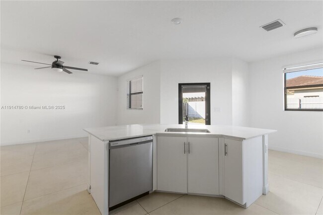 Building Photo - 22664 SW 130th Ave