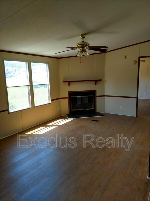Building Photo - 45 Castle Wood