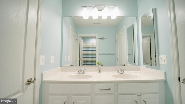 Building Photo - 24855 Bradford Forest Dr