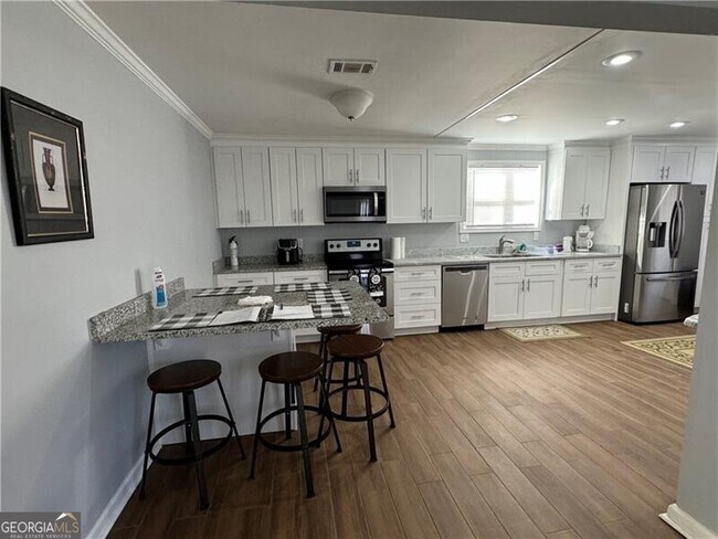 Building Photo - 17 Hartley Woods Dr