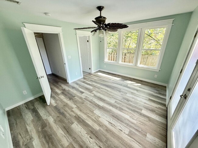 Building Photo - 402 Bonner St