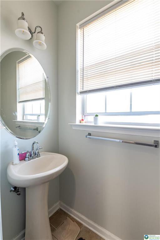 Building Photo - 2512 Gila Dr