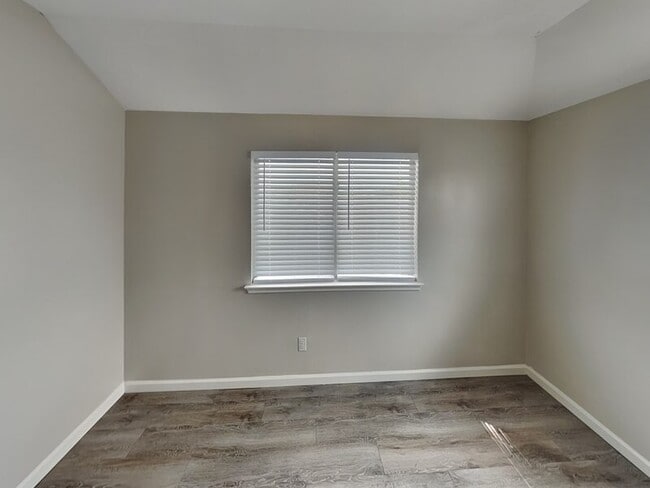 Building Photo - 12806 Boris Cove Trail